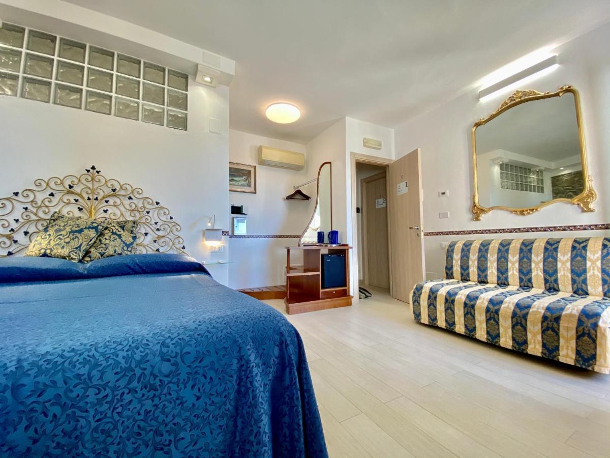 Hotel The Manarola Main Plaza Extérieur photo